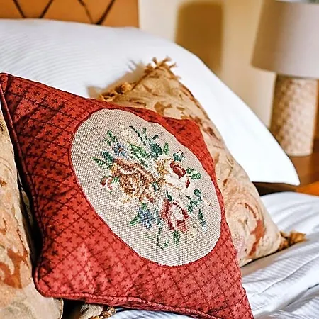 Nuns Bed & Breakfast 4*